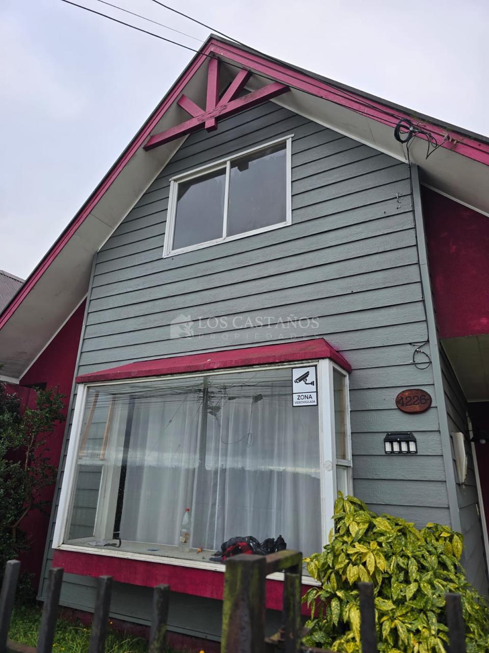 ARRIENDO CASA 2 PISOS 3D 1B 2ESTAC. ALTOS DE TENGLO PUERTO MONTT