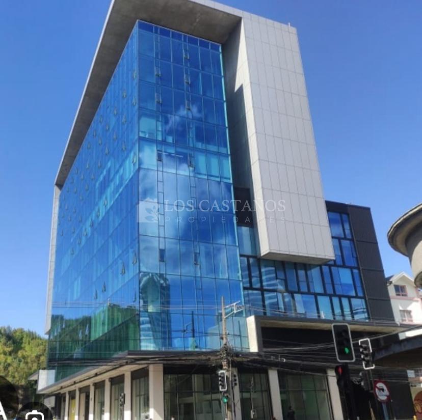 ARRIENDO OFICINA 61 M2 EDIFICIO CAPITAL